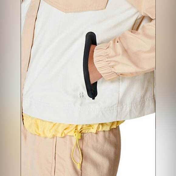 Sweaty Betty Agile Colorblock Zip-Through Jacket - Picture 3 of 16